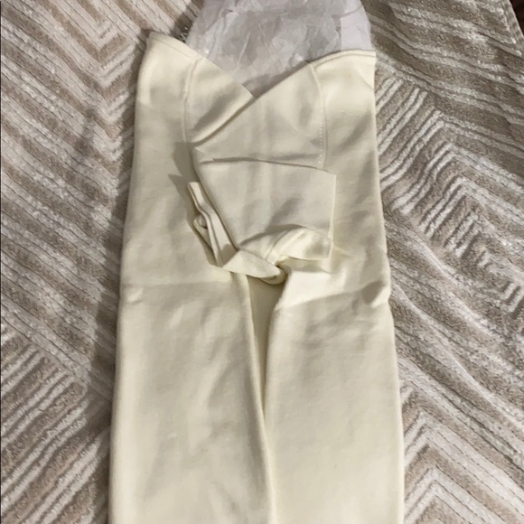 Embellished neckline Cashmere short sleeve  M - Picture 5 of 7